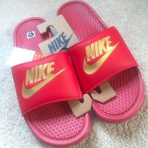 Nike slides